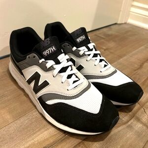 New Balance 997H Black and White Men's Shoes